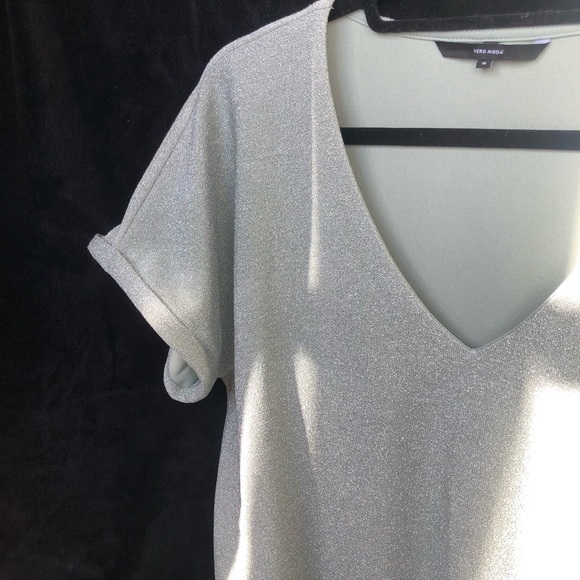 VERO MODA Silver Sparkly Tinsel Chic Top - Picture 4 of 10